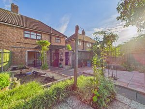 Photo 22- click for photo gallery